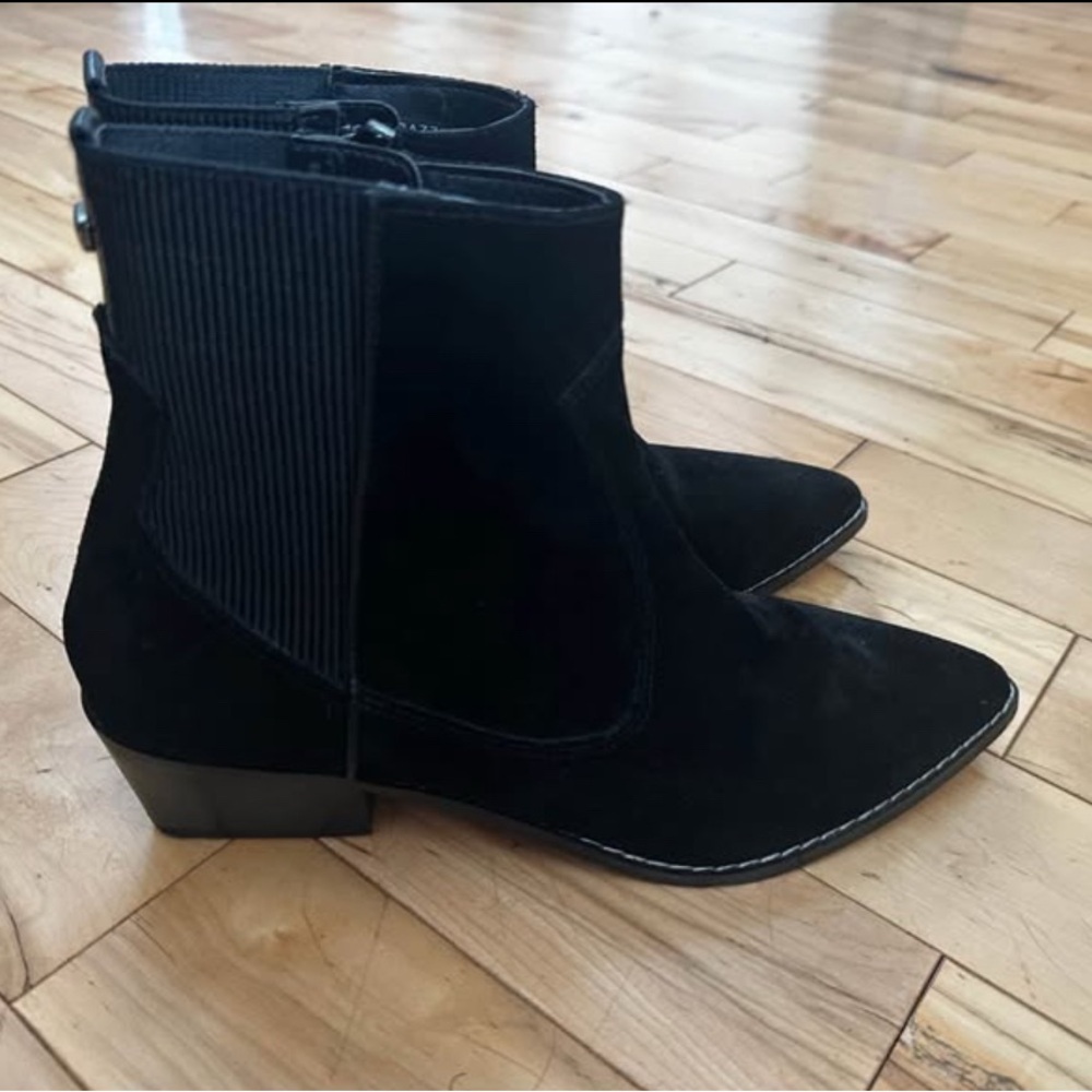 Donald J. Pliner Black Ankle Booties